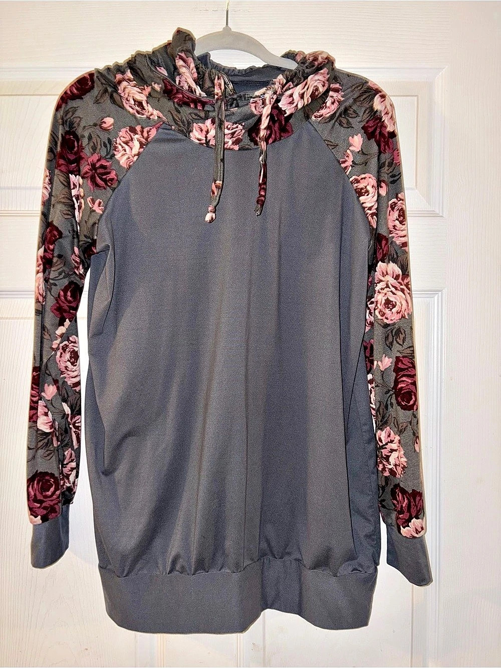 Floral Hoodie in Gray & Pink Like New